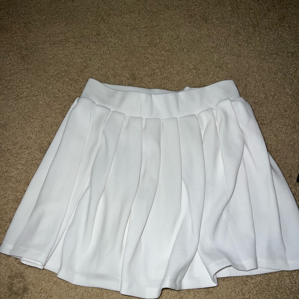 white tj max skirt